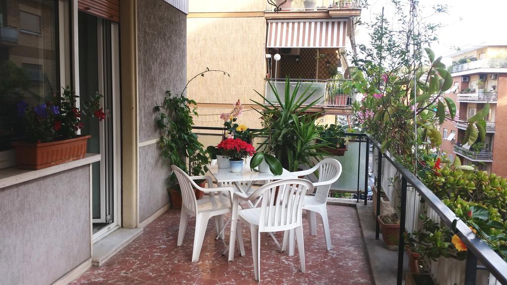 Vatican De Carolis Terrace Рим Екстериор снимка